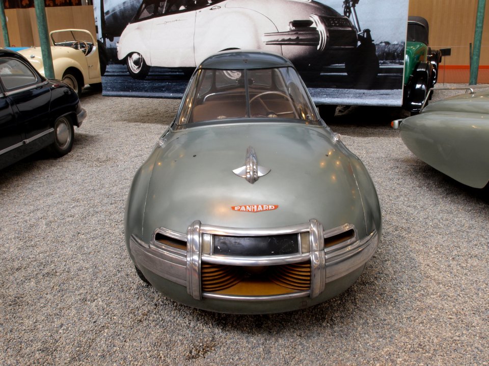 Panhard-Levassor Dynavia (1948) pic1