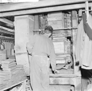 Pannenbakkerij bij Tiel aan de Waal, Bestanddeelnr 917-7594