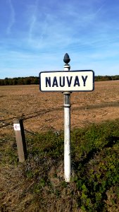 Panneau d'entrée devant la commune de Nauvay