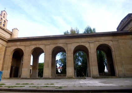 Pamplona - Sala de Exposiciones Conde de Rodezno (ex Monumento a los Caídos) 02