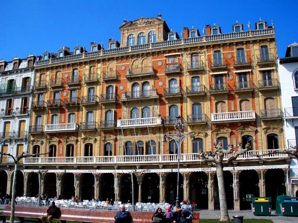 Pamplona - Plaza del Castillo 04