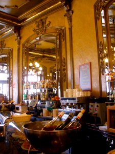 Pamplona - Plaza del Castillo, Café Iruña 07