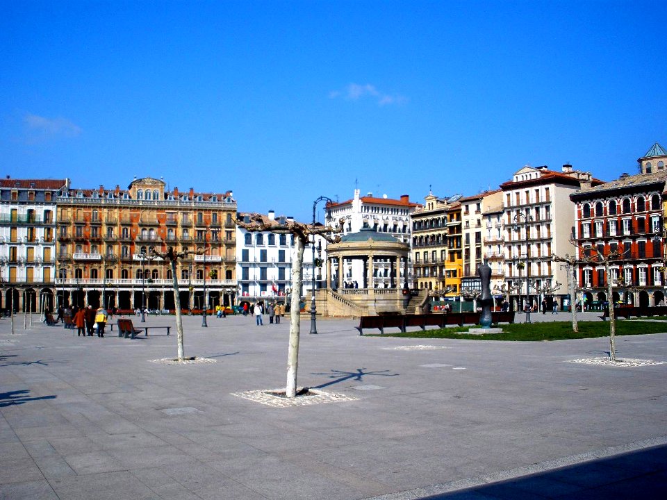 Pamplona - Plaza del Castillo 11