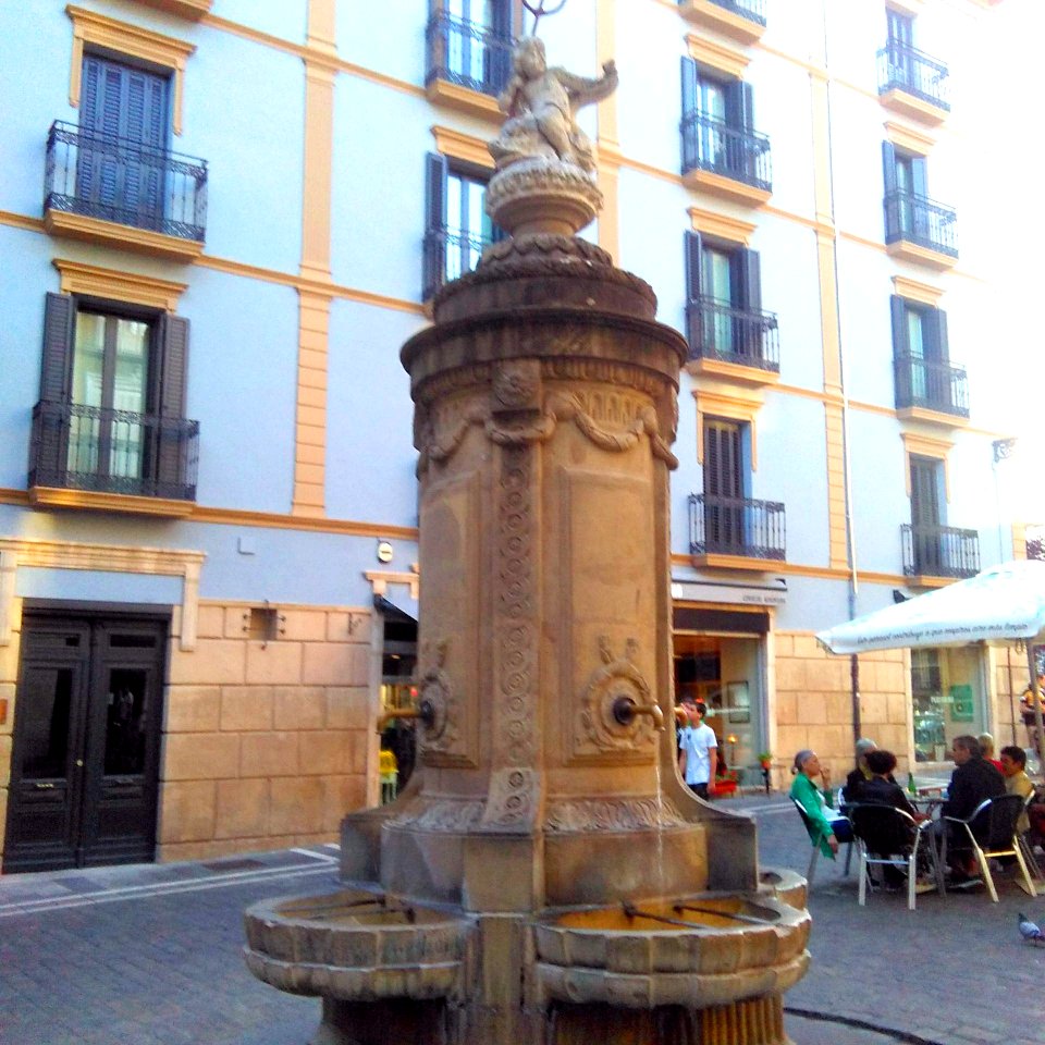 Pamplona - Plazuela del Consejo 1