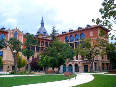 Pamplona - Residencia Amavir Oblatas (Antiguo Noviciado de las Hermanas Oblatas) 1