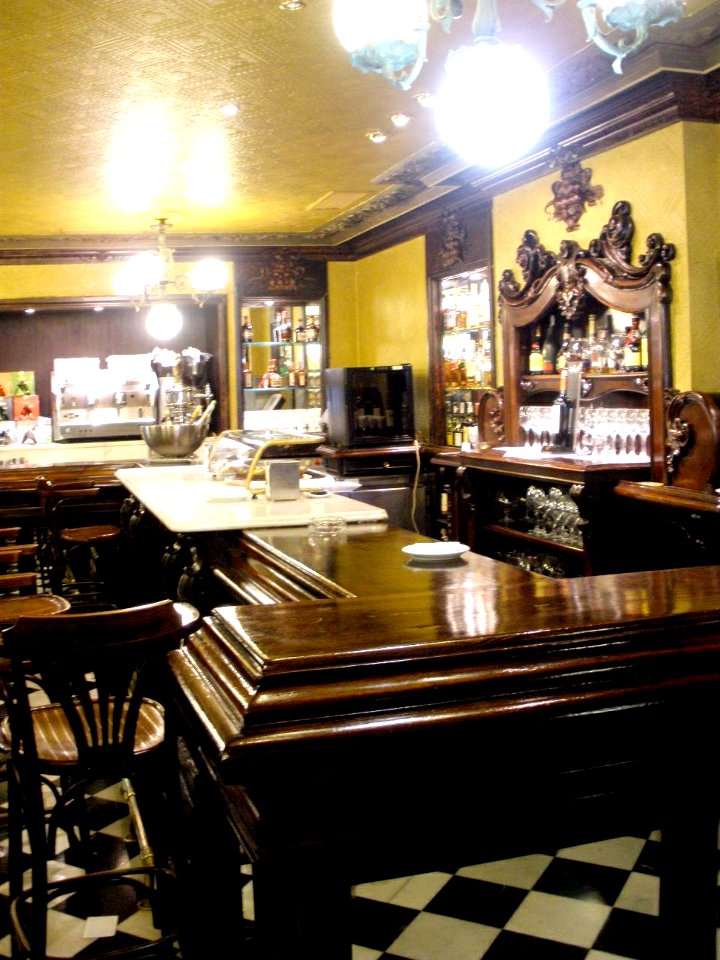 Pamplona - Plaza del Castillo, Café Iruña 01