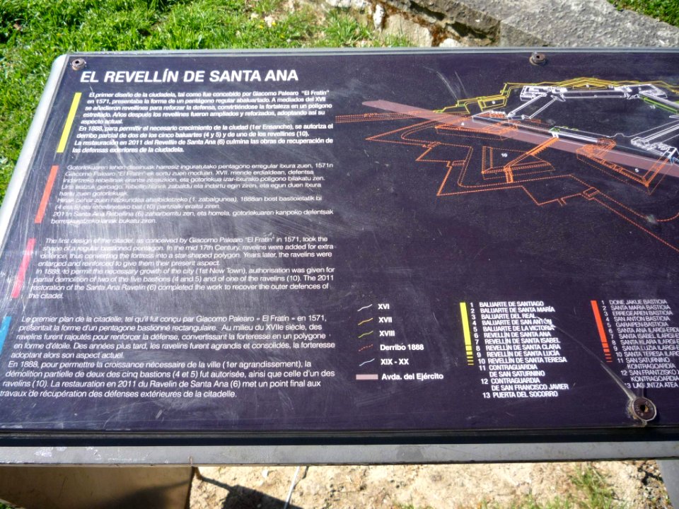Pamplona - Ciudadela, Revellín de Santa Ana 1