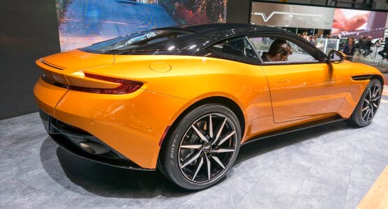 Auto vehicle motor