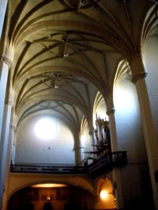 Pamplona - Convento de Santo Domingo o de Santiago (PP Dominicos), interior 09