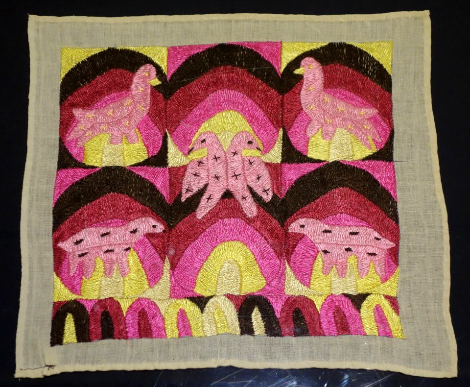 Panel, Kaqchikel Maya, Patzun, late 20th century, cotton and synthetic - Textile Museum of Canada - DSC01198