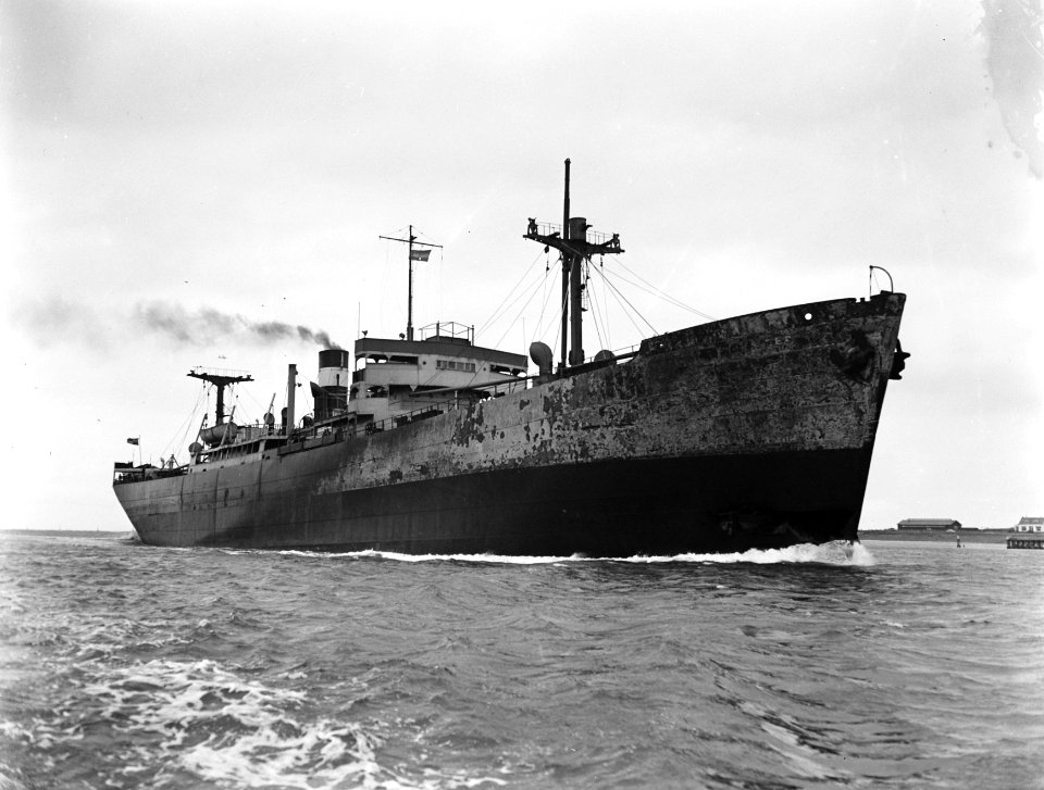 Panamees schip Buccaneer na aanvaring met Zweeds Johanneshus bij Hoek van Ho, Bestanddeelnr 907-1765