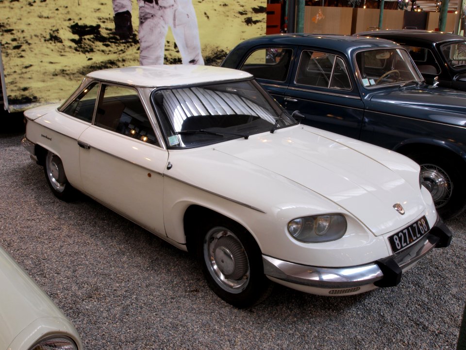 Panhard-Levassor 24CT (1964) pic1