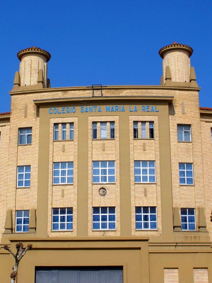 Pamplona - Colegio Santa María la Real 1