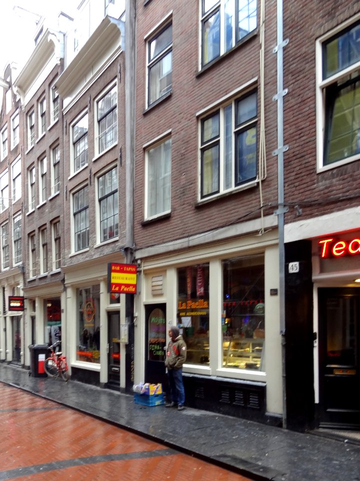 Pand met gevel onder rechte lijst (7)