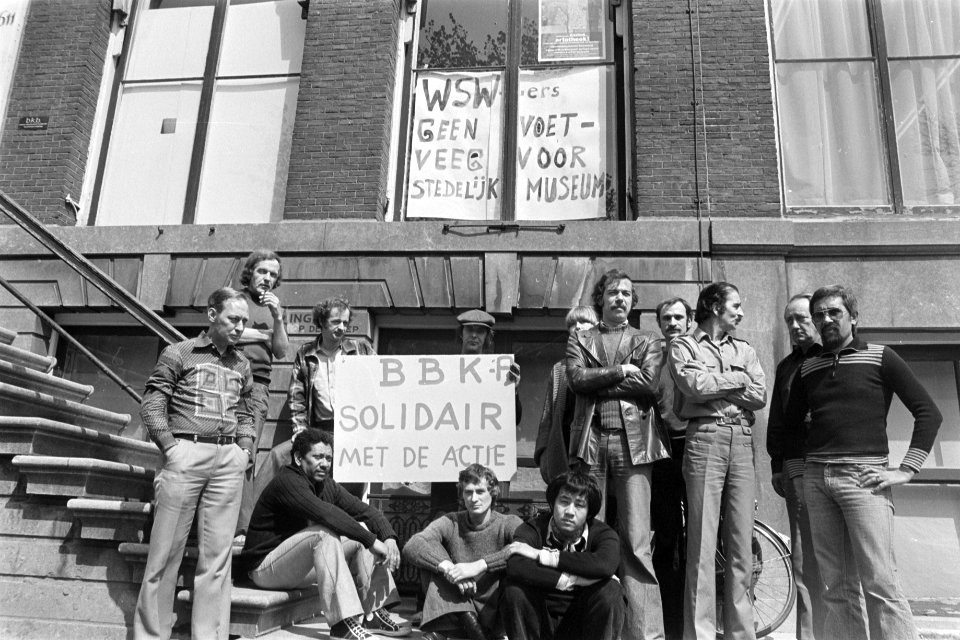 Panden BBK aan Keizersgracht in Amsterdam bezet de bezetters voor de panden, Bestanddeelnr 929-1587