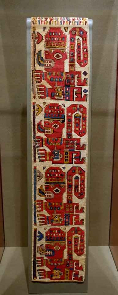 Panel with feline figures, Moche-Huari style, probably Huarmey Valley, Peru, c. 750-1000 AD, cotton and camelid fiber - Dallas Museum of Art - DSC04708