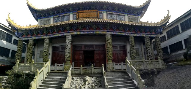 Panoramic view of the Mahavira Hall, Guangji Temple (Hunan)