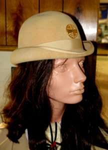 Pan American Airways stewardess uniform, designed by Edith Head, early 1960s - Oregon Air and Space Museum - Eugene, Oregon - DSC09822
