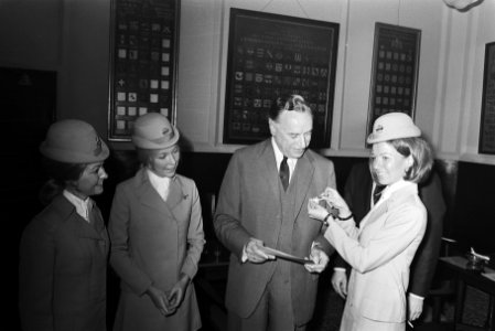 Pan Am stewardessen als ambassadrices in Amsterdam, Bestanddeelnr 924-0364