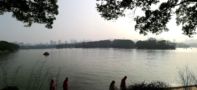 Panoramic view of Nianjia Lake, Hunan Martyr's Park 01