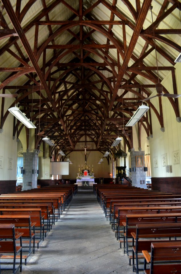 Pamplemousses, Eglise Saint François d‘Assise, interieur