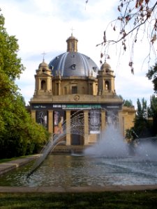 Pamplona - Sala de Exposiciones Conde de Rodezno (ex Monumento a los Caídos) 6