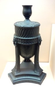 Pair of Vases with Reversible Cover, 1 of 2 - Wedgwood, designed 1770, made c. 1785 - Brooklyn Museum - Brooklyn, NY - DSC08901