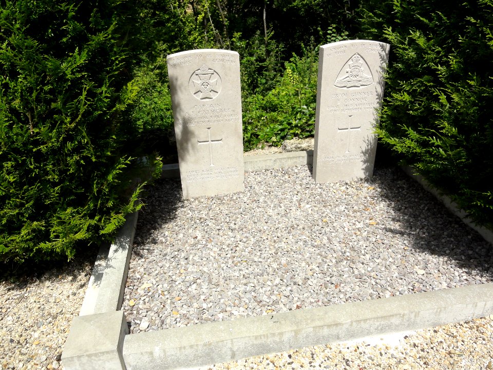Paissy (Aisne) tombes de guerre CWGC 1914 (01)