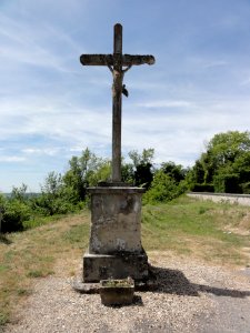 Paissy (Aisne) croix de chemin près du cimetière