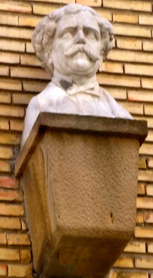 Pamplona - Antiguo Conservatorio Navarro Pablo Sarasate 2