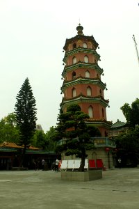 Pagoda, Renshou Temple, Foshan, Guangdong, China, picture2