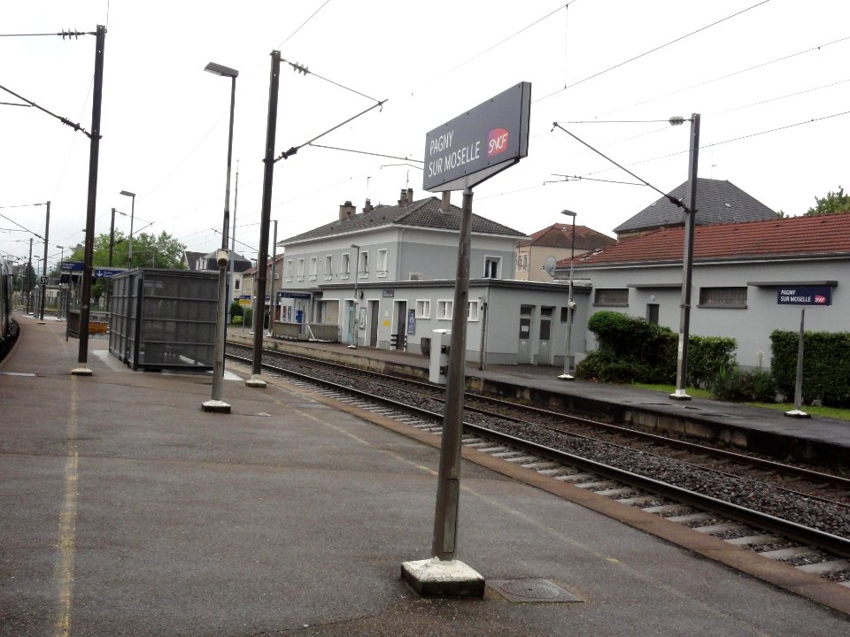 Pagny-sur-Moselle (M-et-M.) gare
