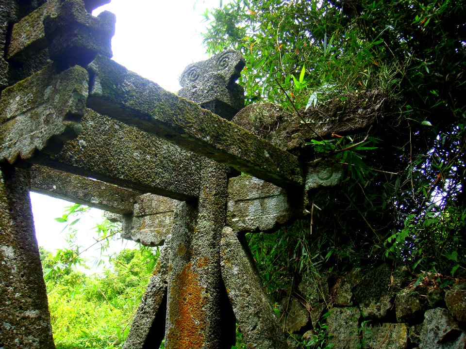 Paifang in Hainan - 03
