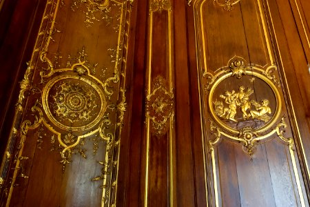 Panelling from Hôtel Dodun or Hôtel Eprémesnil, Paris, 1720-1730 - Waddesdon Manor - Buckinghamshire, England - DSC07626