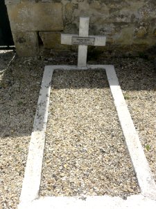 Paissy (Aisne) tombe de guerre C