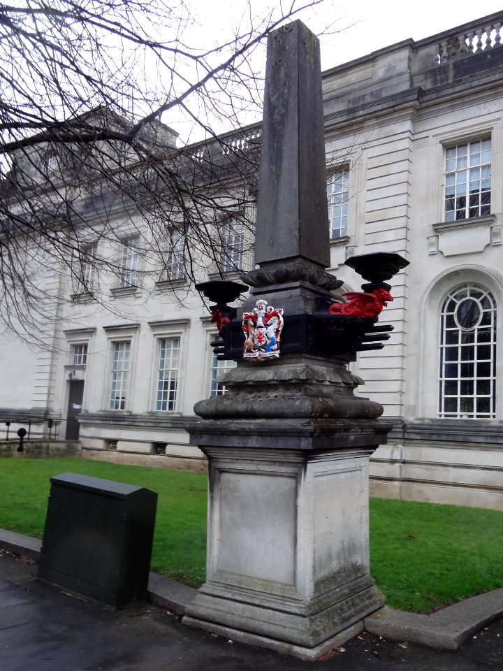 Pair of Obelisk Lamp Stands to W of City Hall