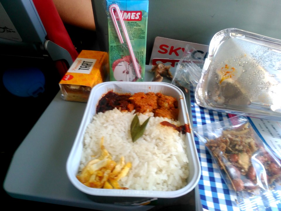 PakNasserNasiLemakAirAsiaX