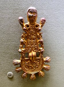 Pair of radiate-head bow brooches, Slavic, 1 of 2, c. 600-650 AD, copper alloy, gilding - Morgan Library & Museum - New York City - DSC06618
