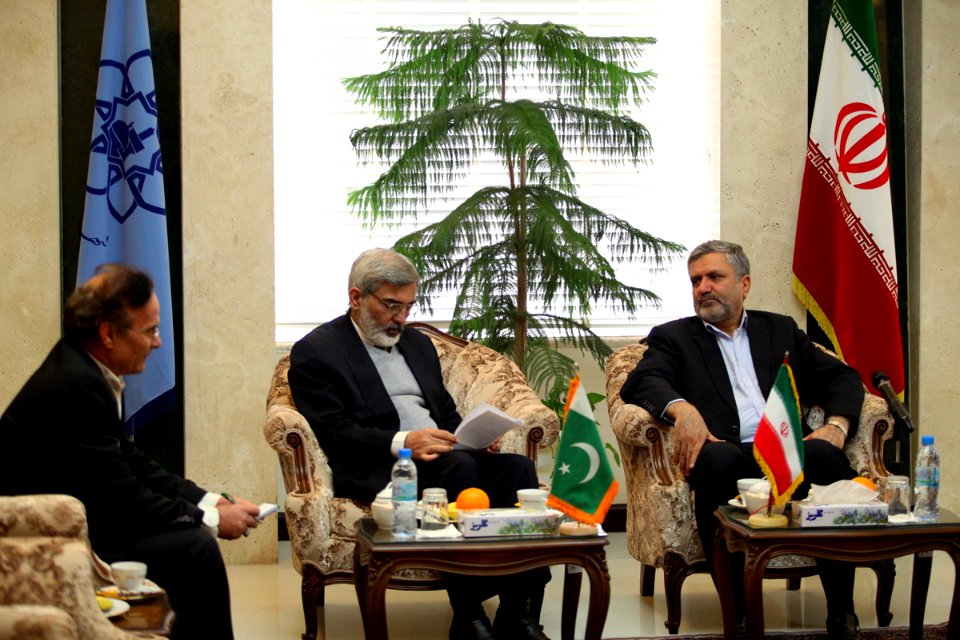 Pakistan Consul General met with the Mayor of Mashhad - Seyyed Sowlat Mortazavi and Qazi Habib ul-Rahman 3