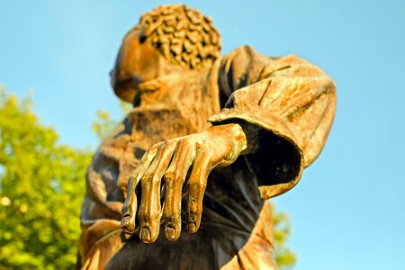 Man hand sculpture bronze photo