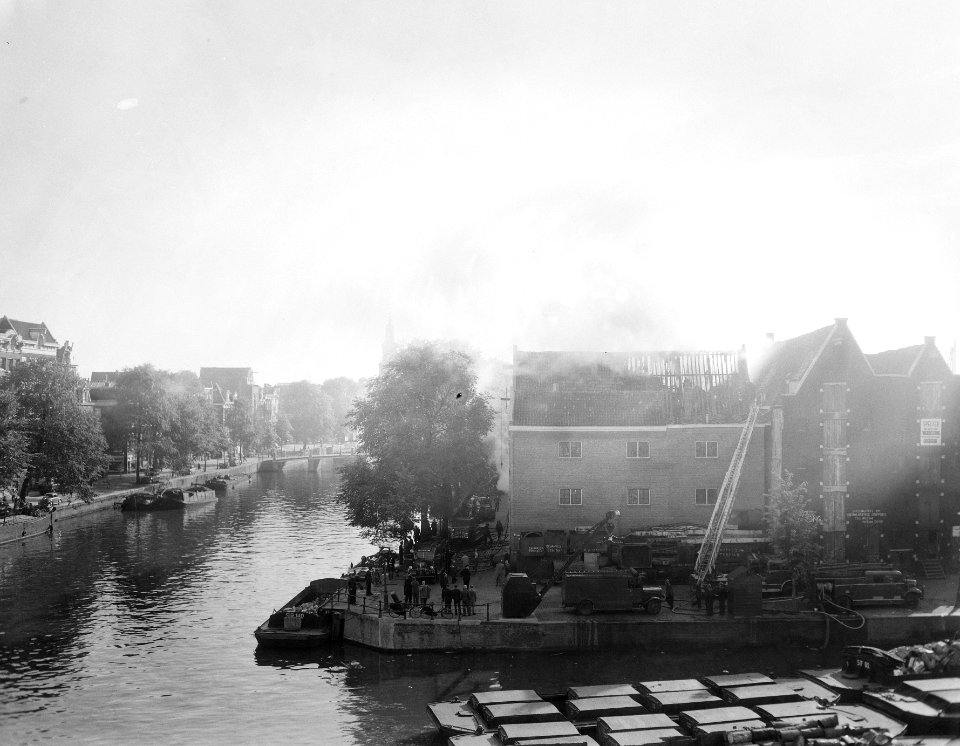 Pakhuisbrand op de Oudeschans in Amsterdam, Bestanddeelnr 908-7919