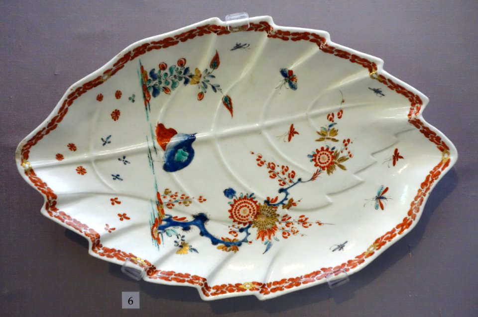 Pair of leaf-shaped dishes (1 of 2), Bow, c. 1756-1758, soft-paste porcelain - California Palace of the Legion of Honor - DSC07691
