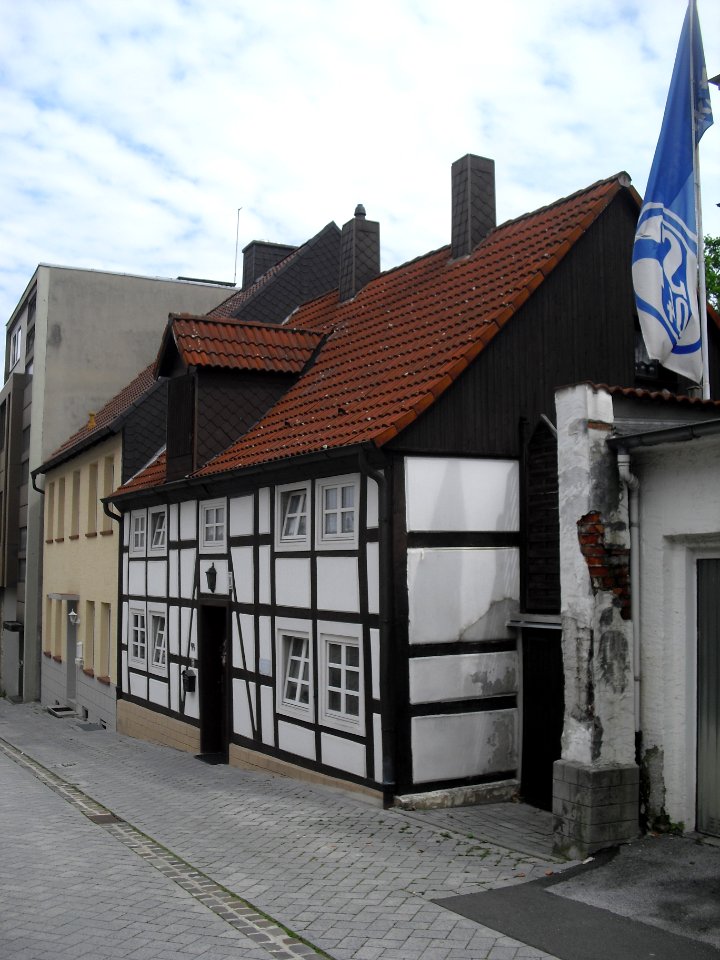 Paderborn-Busdorfmauer 44