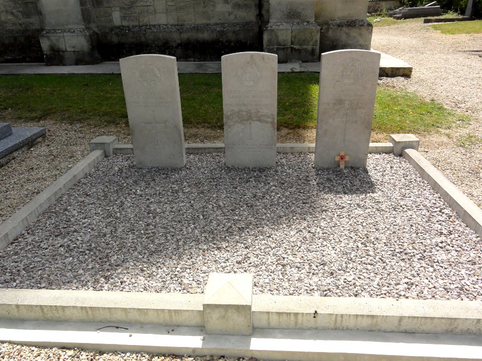 Paissy (Aisne) tombes de guerre CWGC 1914 (02)
