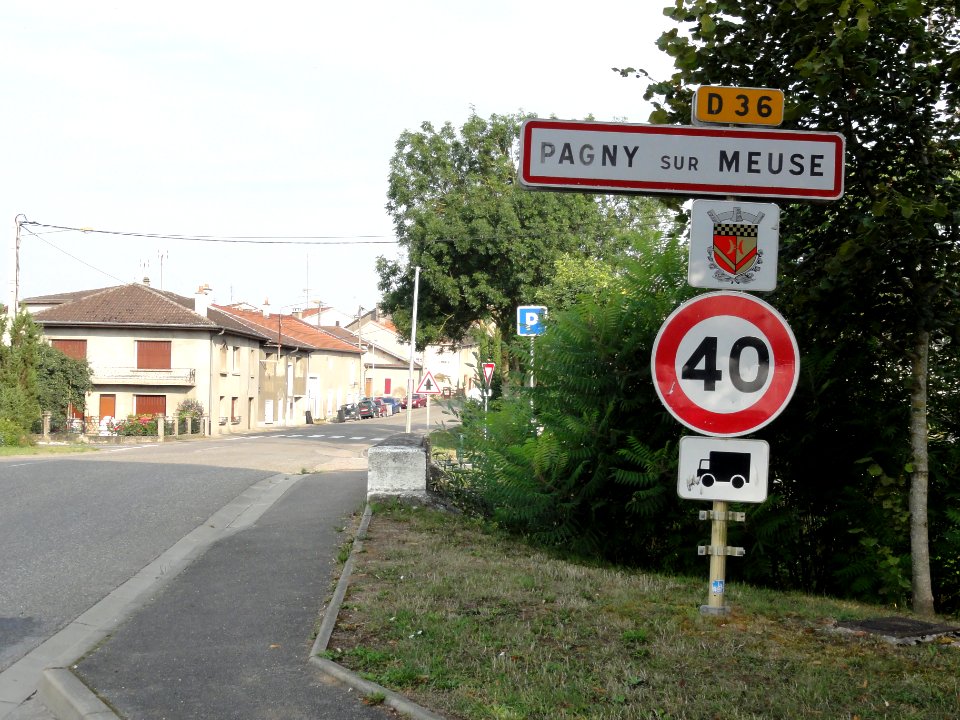 Pagny-sur-Meuse (Meuse) city limit sign