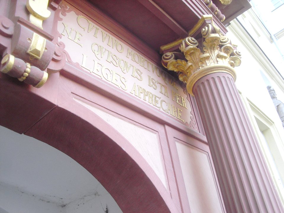 Paderborn - Theodorianum - Portal - Inschrift