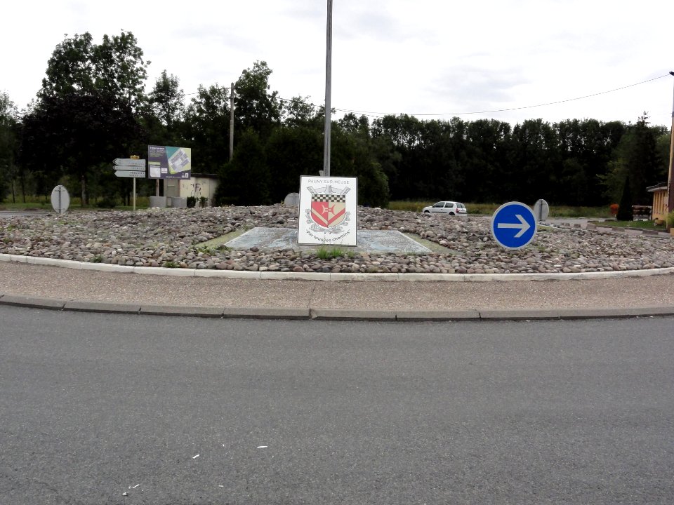 Pagny-sur-Meuse (Meuse) rond-point