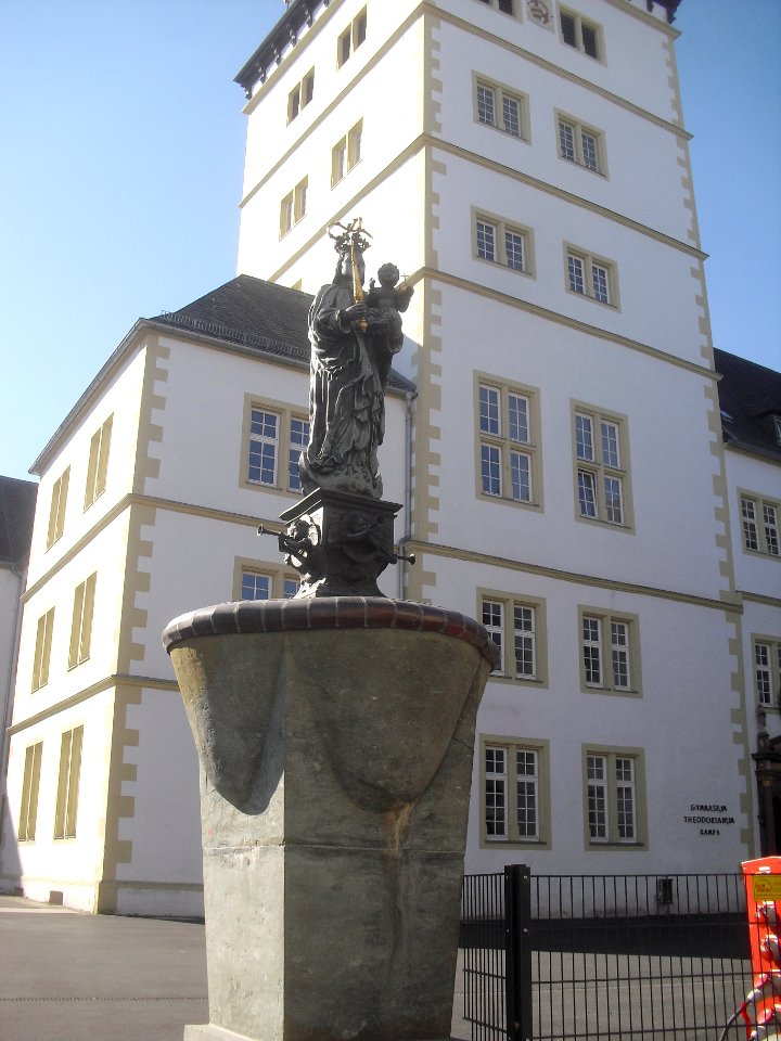 Paderborn - Marienstatue Kamp - 1