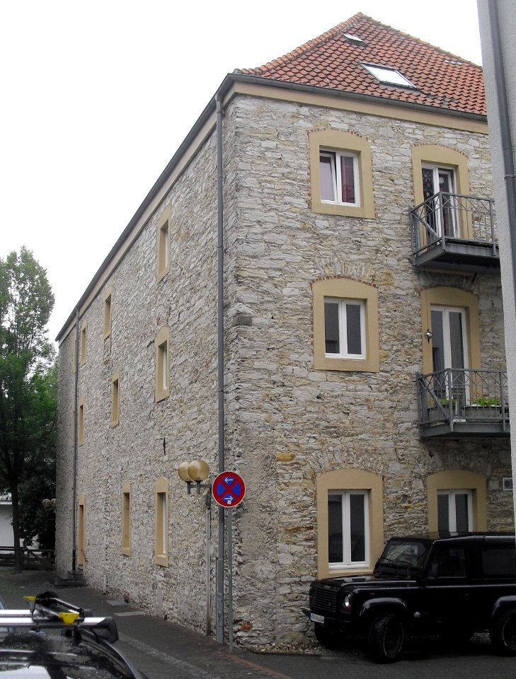 Paderborn-Spitalmauer 12