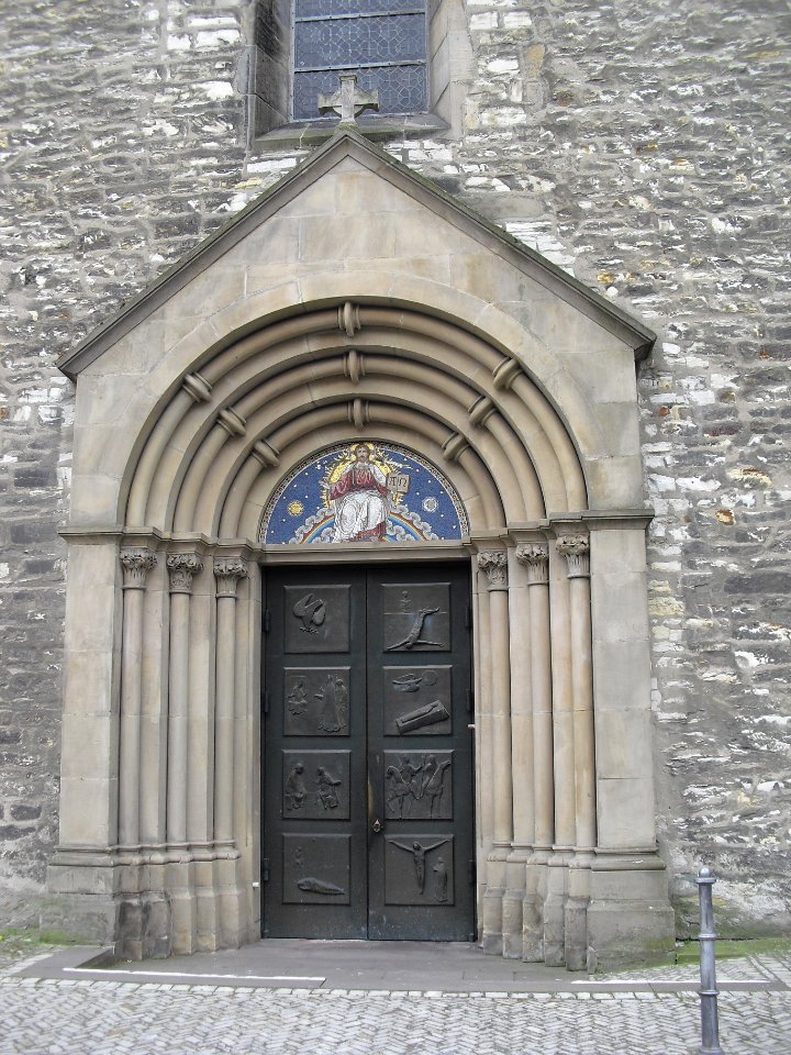 Paderborn-Portal Gaukirche